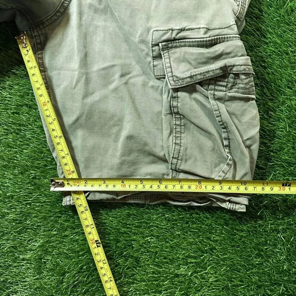 gap cargo shorts